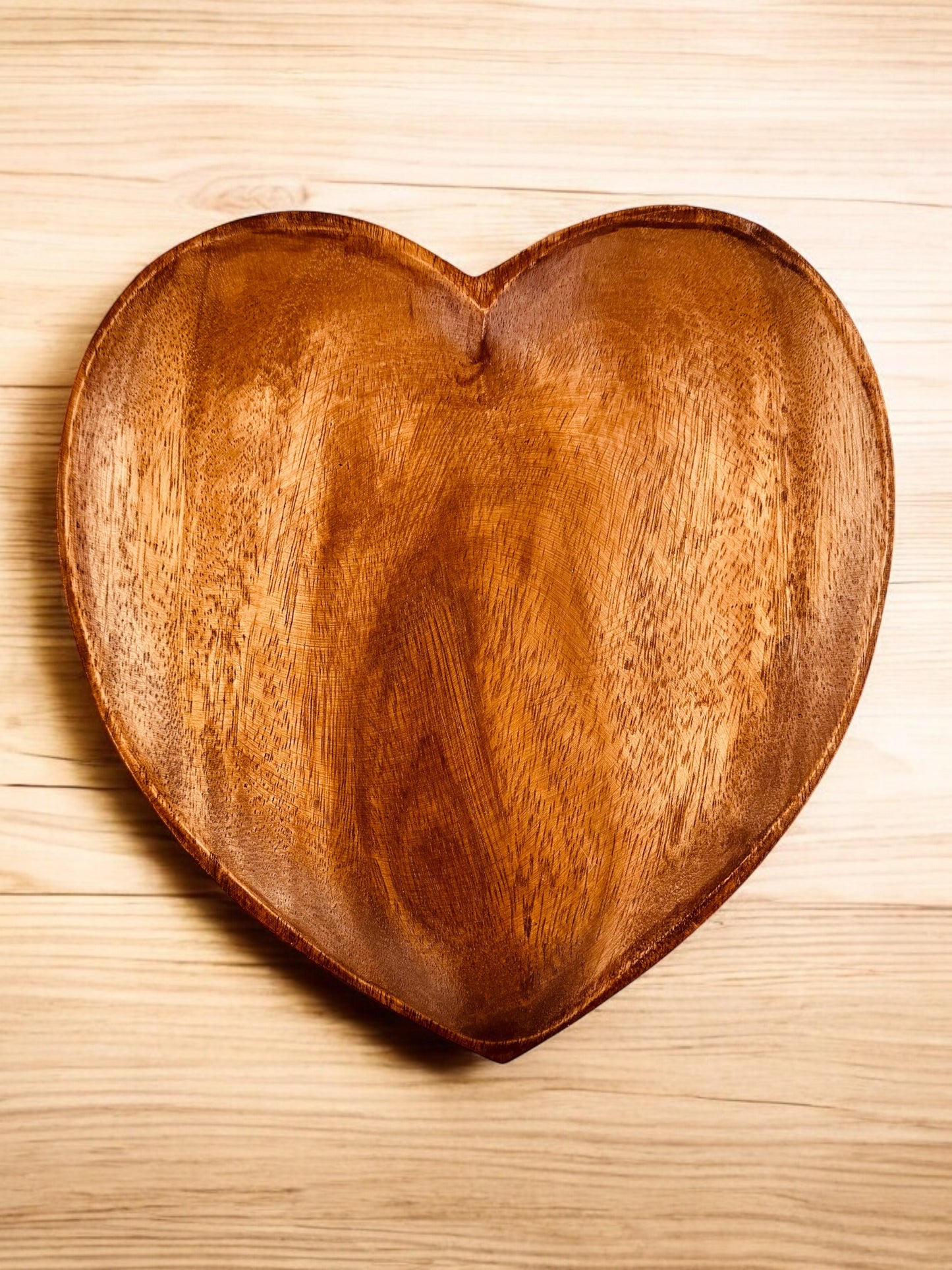 Heart Plate - Acacia Wood