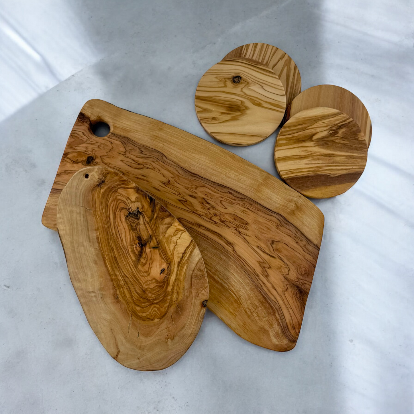 Olivewood Entertaining Set