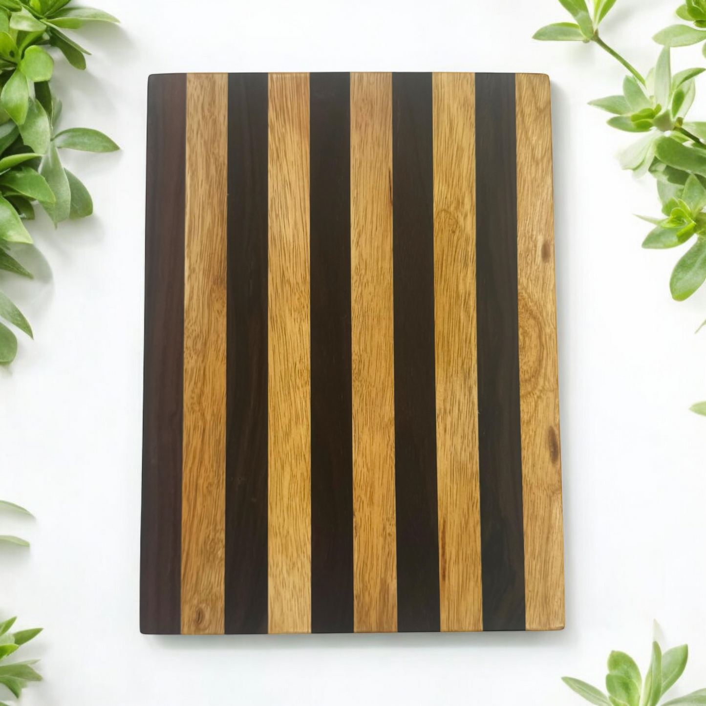 Acacia Multi-Tone Cutting Board